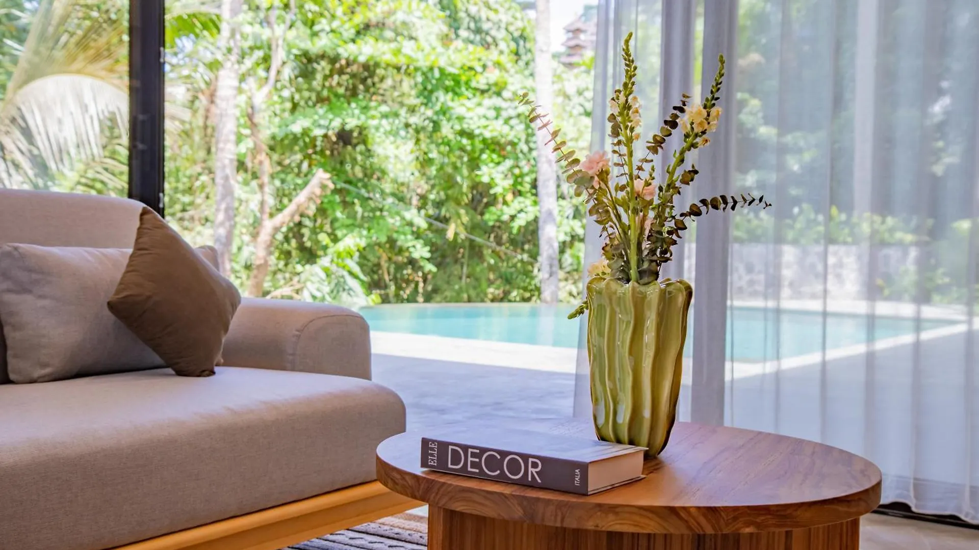 Luxury 3Br Villa With Expansive Pool In Ubud